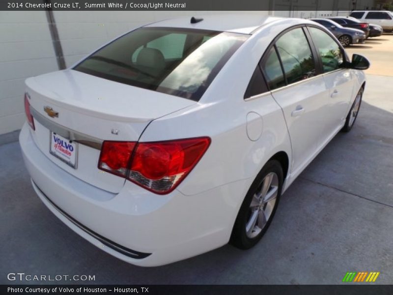 Summit White / Cocoa/Light Neutral 2014 Chevrolet Cruze LT