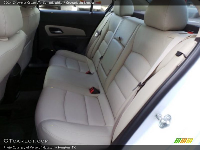 Summit White / Cocoa/Light Neutral 2014 Chevrolet Cruze LT
