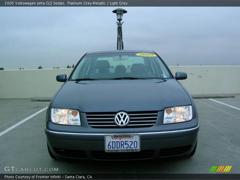 Platinum Grey Metallic / Light Grey 2005 Volkswagen Jetta GLS Sedan