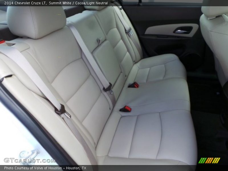 Summit White / Cocoa/Light Neutral 2014 Chevrolet Cruze LT