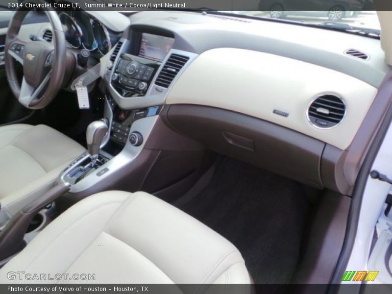 Summit White / Cocoa/Light Neutral 2014 Chevrolet Cruze LT
