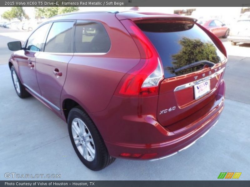 Flamenco Red Metallic / Soft Beige 2015 Volvo XC60 T5 Drive-E