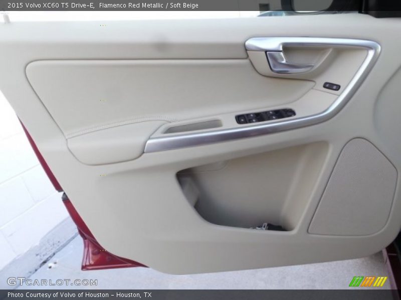 Flamenco Red Metallic / Soft Beige 2015 Volvo XC60 T5 Drive-E