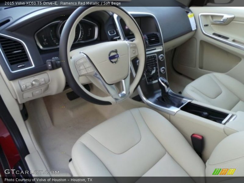 Flamenco Red Metallic / Soft Beige 2015 Volvo XC60 T5 Drive-E