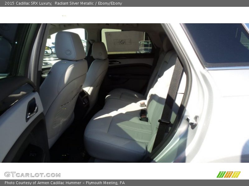 Radiant Silver Metallic / Ebony/Ebony 2015 Cadillac SRX Luxury