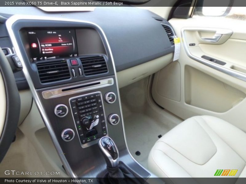 Black Sapphire Metallic / Soft Beige 2015 Volvo XC60 T5 Drive-E