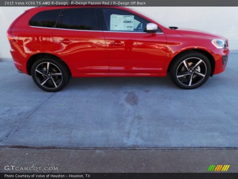  2015 XC60 T6 AWD R-Design R-Design Passion Red