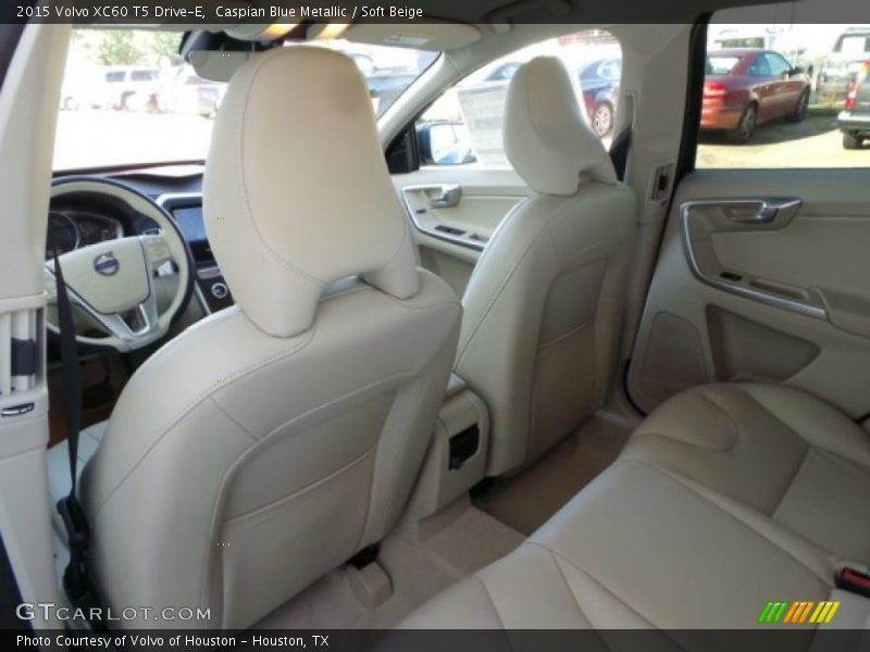 Caspian Blue Metallic / Soft Beige 2015 Volvo XC60 T5 Drive-E