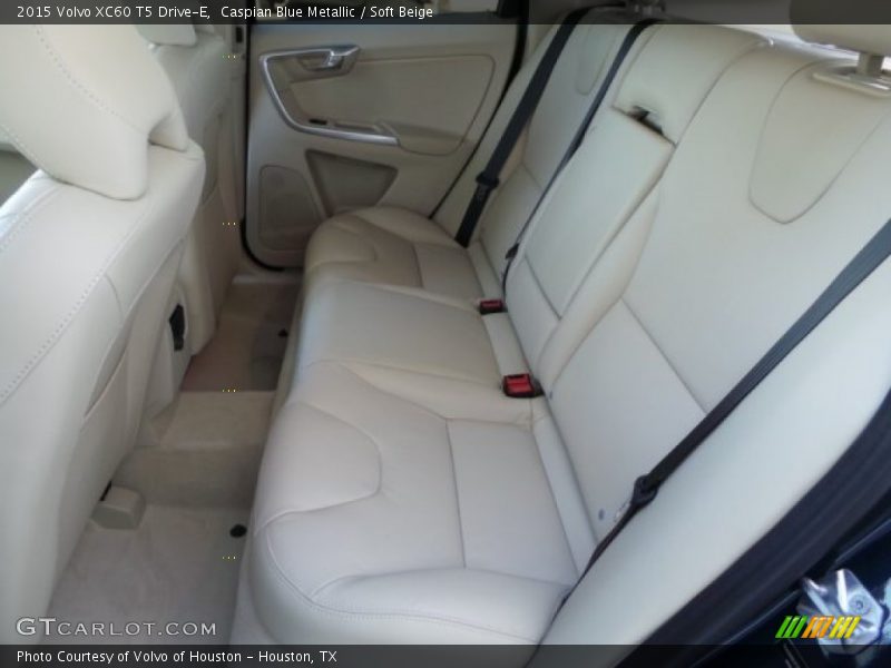 Caspian Blue Metallic / Soft Beige 2015 Volvo XC60 T5 Drive-E