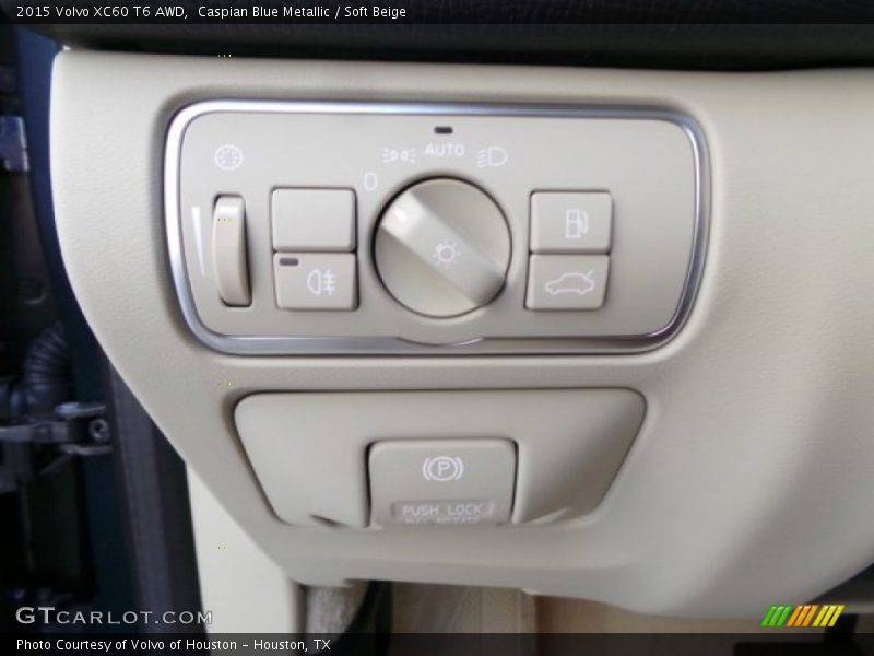 Caspian Blue Metallic / Soft Beige 2015 Volvo XC60 T6 AWD