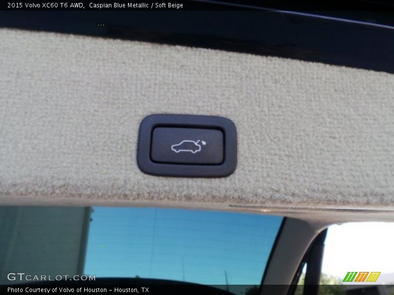 Caspian Blue Metallic / Soft Beige 2015 Volvo XC60 T6 AWD