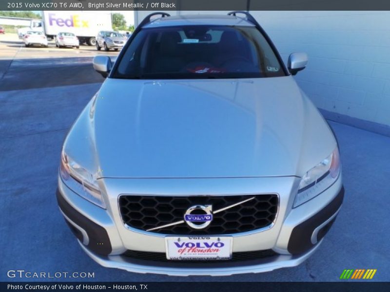 Bright Silver Metallic / Off Black 2015 Volvo XC70 T6 AWD