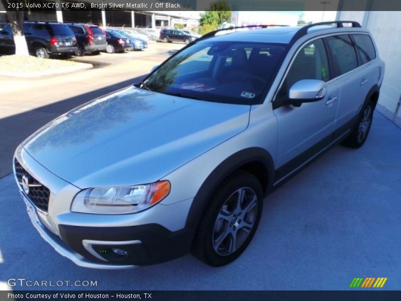 Bright Silver Metallic / Off Black 2015 Volvo XC70 T6 AWD
