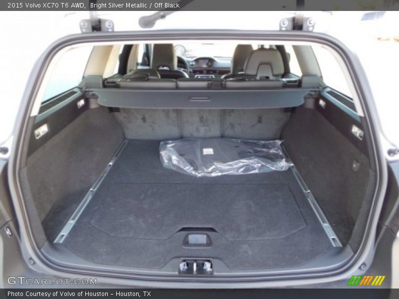  2015 XC70 T6 AWD Trunk