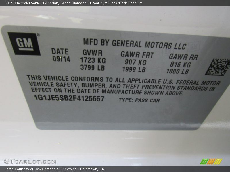 White Diamond Tricoat / Jet Black/Dark Titanium 2015 Chevrolet Sonic LTZ Sedan