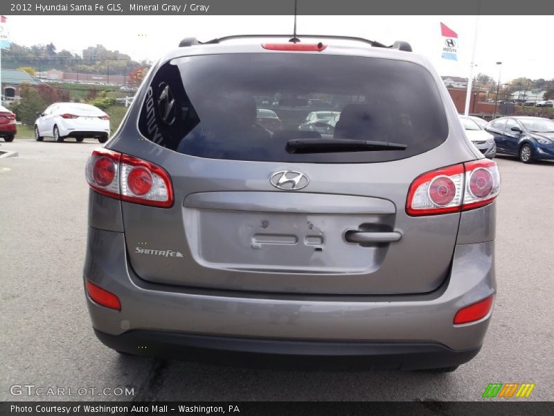 Mineral Gray / Gray 2012 Hyundai Santa Fe GLS