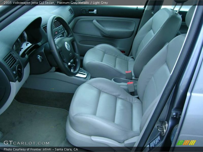 Platinum Grey Metallic / Light Grey 2005 Volkswagen Jetta GLS Sedan