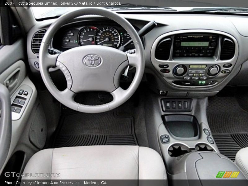 Dashboard of 2007 Sequoia Limited
