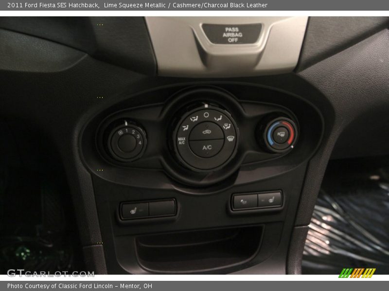 Controls of 2011 Fiesta SES Hatchback