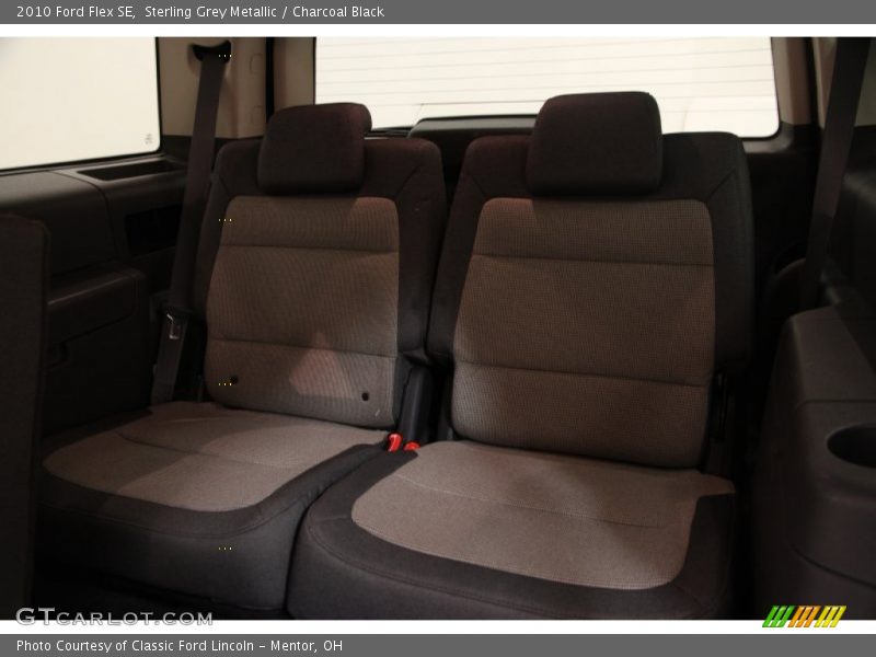 Sterling Grey Metallic / Charcoal Black 2010 Ford Flex SE