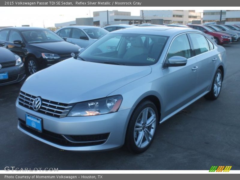 Reflex Silver Metallic / Moonrock Gray 2015 Volkswagen Passat TDI SE Sedan