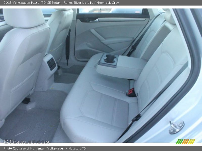 Reflex Silver Metallic / Moonrock Gray 2015 Volkswagen Passat TDI SE Sedan
