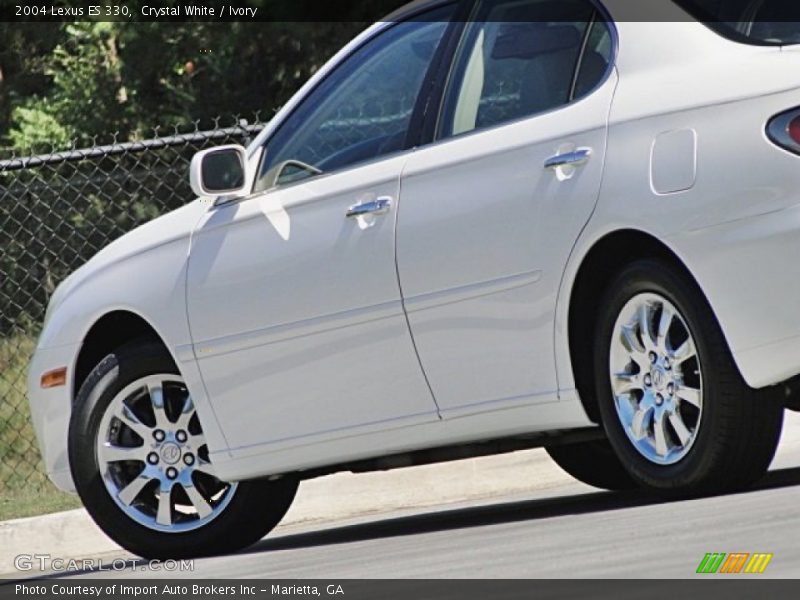 Crystal White / Ivory 2004 Lexus ES 330