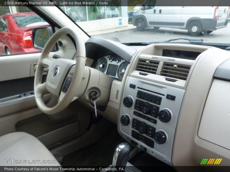 Light Ice Blue Metallic / Stone 2009 Mercury Mariner V6 4WD