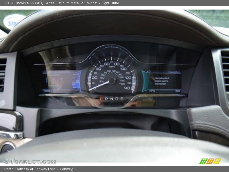White Platinum Metallic Tri-coat / Light Dune 2014 Lincoln MKS FWD