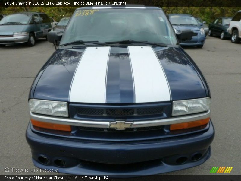 Indigo Blue Metallic / Graphite 2004 Chevrolet S10 LS Crew Cab 4x4