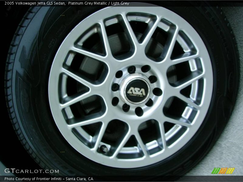 Platinum Grey Metallic / Light Grey 2005 Volkswagen Jetta GLS Sedan