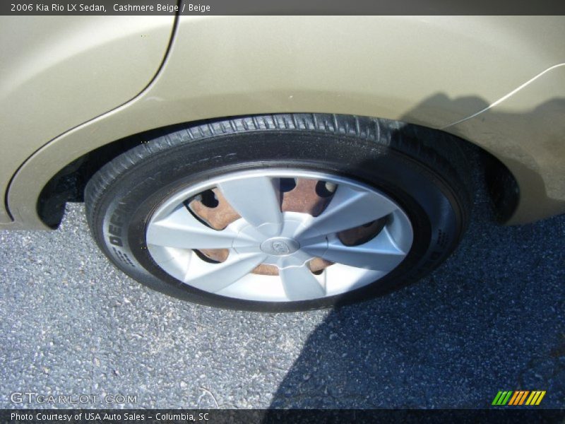 Cashmere Beige / Beige 2006 Kia Rio LX Sedan