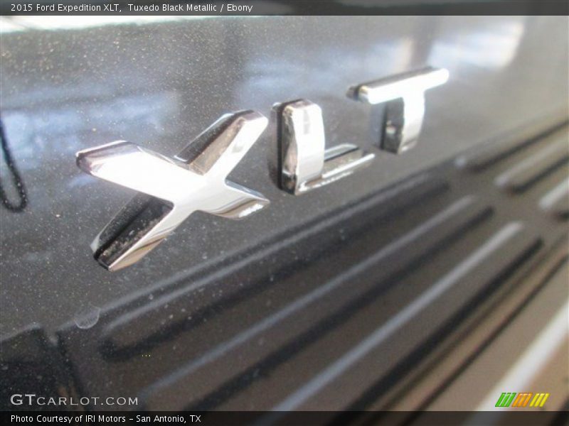 Tuxedo Black Metallic / Ebony 2015 Ford Expedition XLT