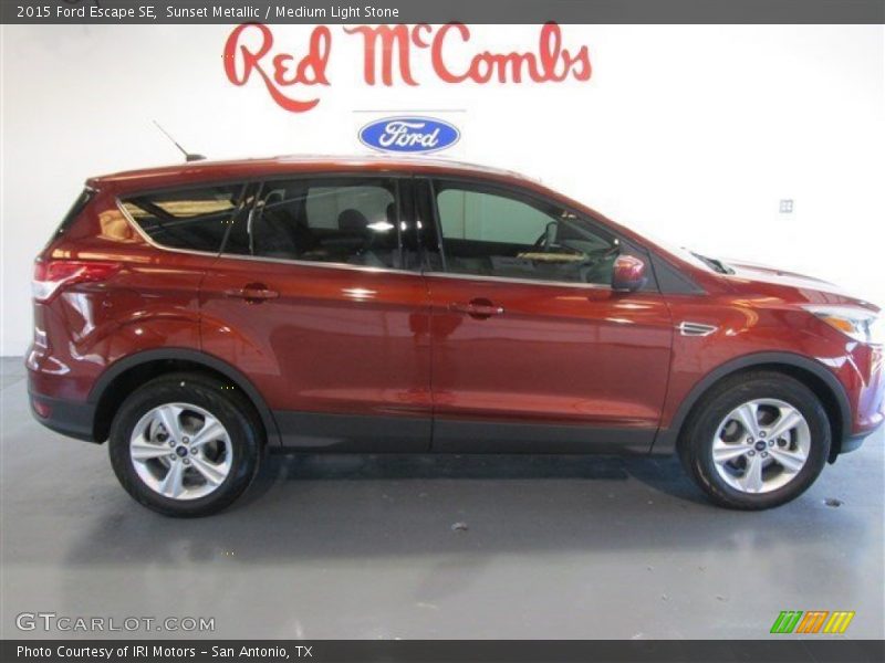 Sunset Metallic / Medium Light Stone 2015 Ford Escape SE