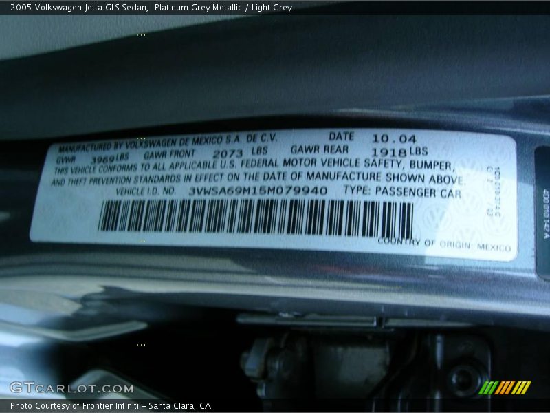 Platinum Grey Metallic / Light Grey 2005 Volkswagen Jetta GLS Sedan