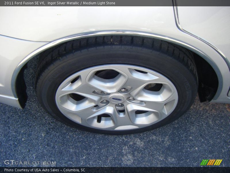 Ingot Silver Metallic / Medium Light Stone 2011 Ford Fusion SE V6