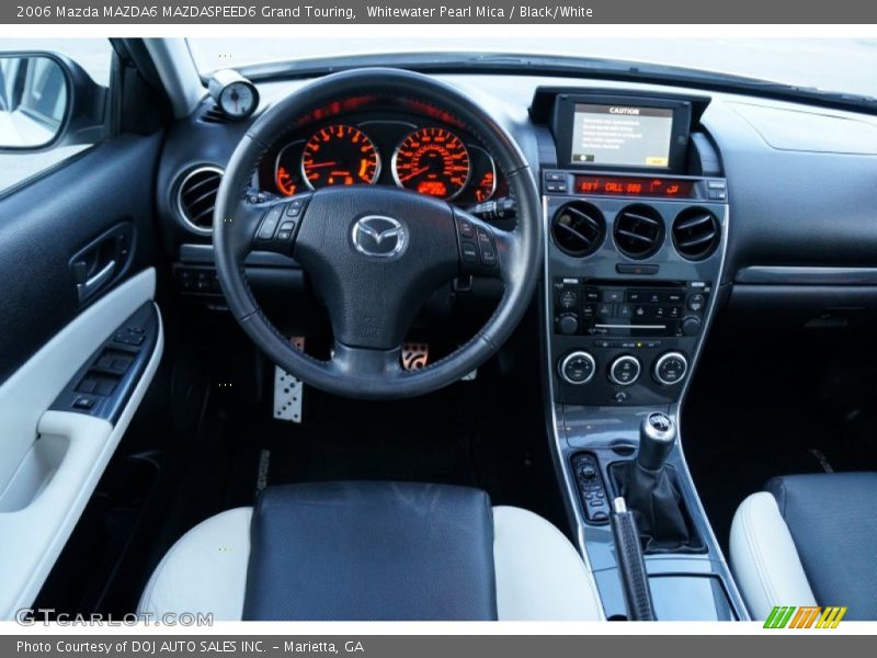 Dashboard of 2006 MAZDA6 MAZDASPEED6 Grand Touring