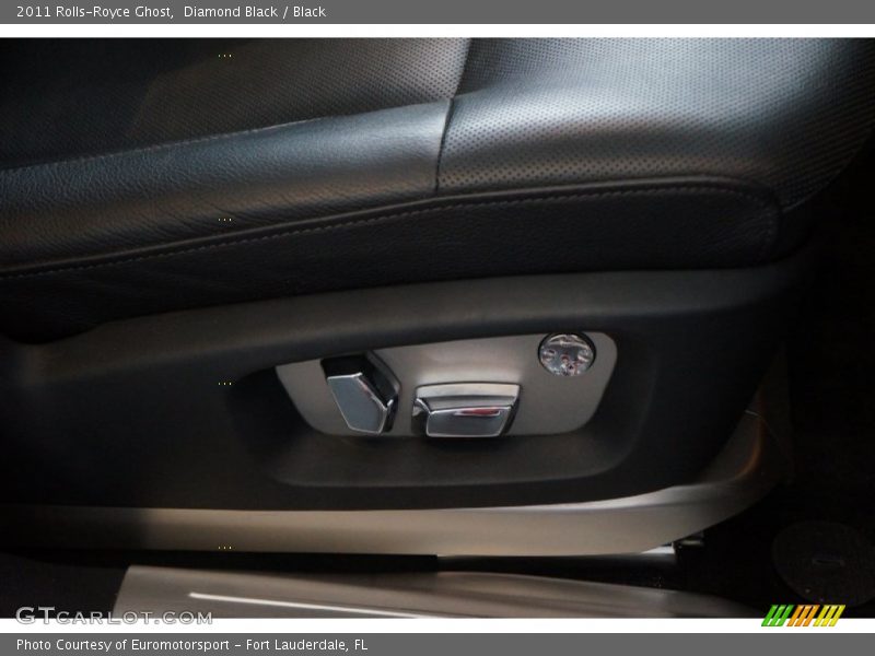 Diamond Black / Black 2011 Rolls-Royce Ghost