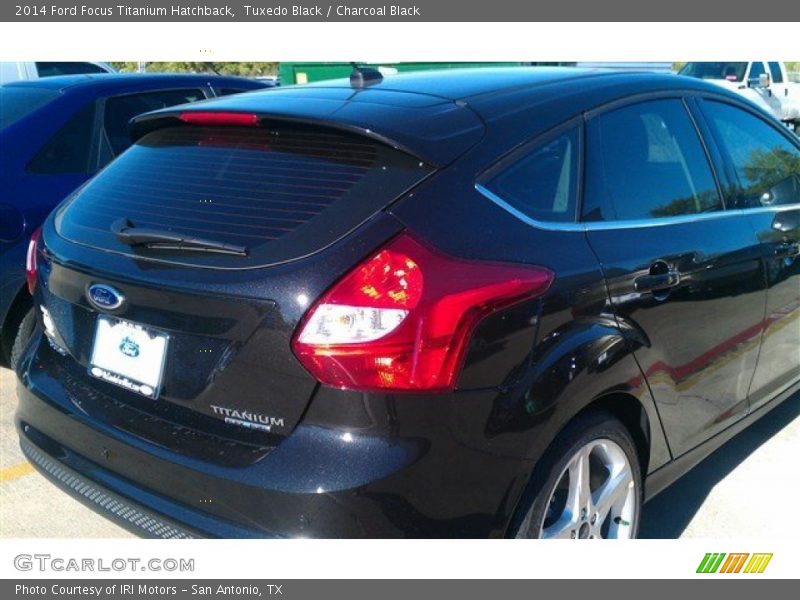 Tuxedo Black / Charcoal Black 2014 Ford Focus Titanium Hatchback