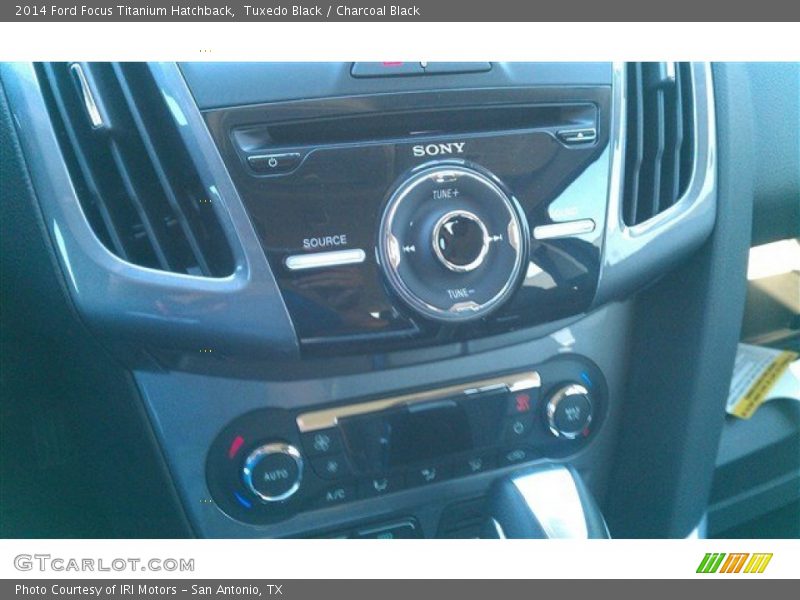 Tuxedo Black / Charcoal Black 2014 Ford Focus Titanium Hatchback