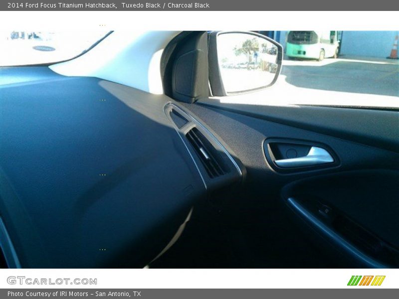 Tuxedo Black / Charcoal Black 2014 Ford Focus Titanium Hatchback