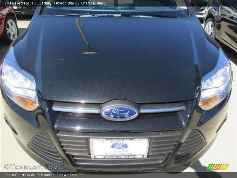 Tuxedo Black / Charcoal Black 2014 Ford Focus SE Sedan