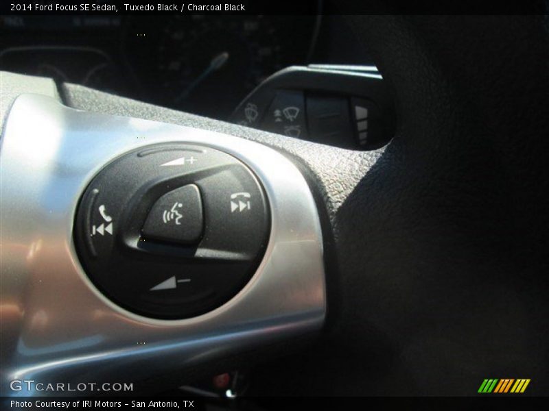 Tuxedo Black / Charcoal Black 2014 Ford Focus SE Sedan