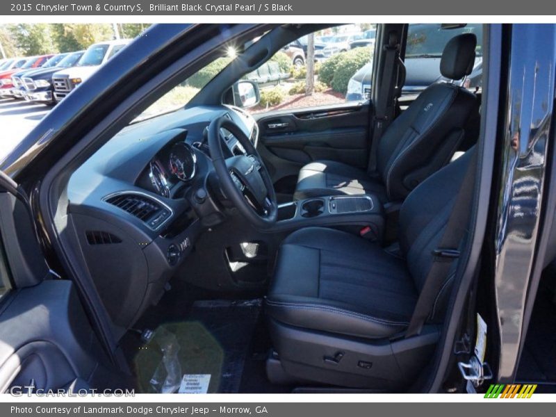  2015 Town & Country S S Black Interior