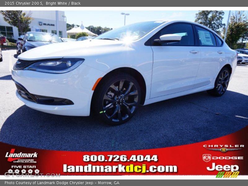 Bright White / Black 2015 Chrysler 200 S