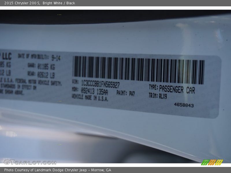 Bright White / Black 2015 Chrysler 200 S