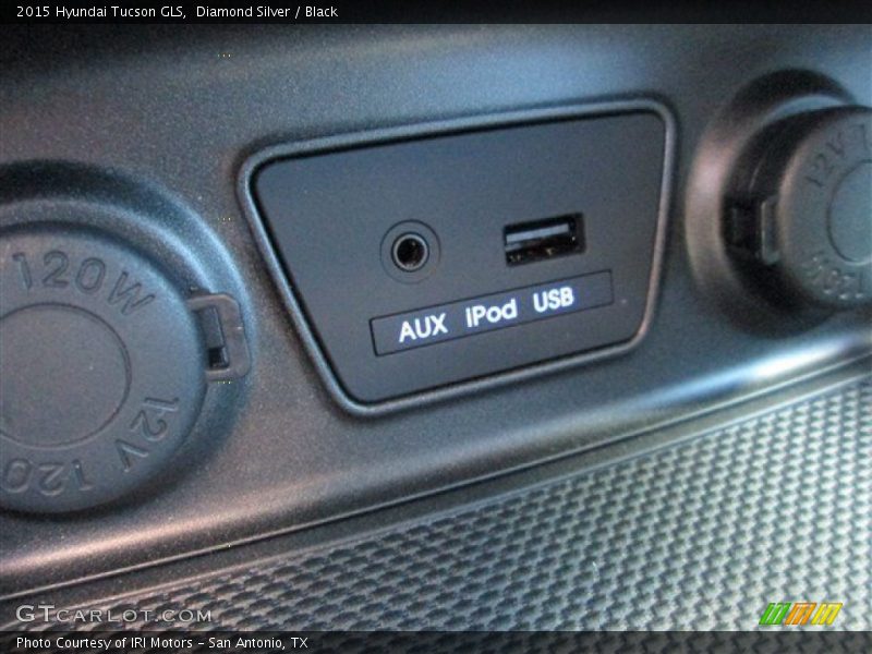 Diamond Silver / Black 2015 Hyundai Tucson GLS