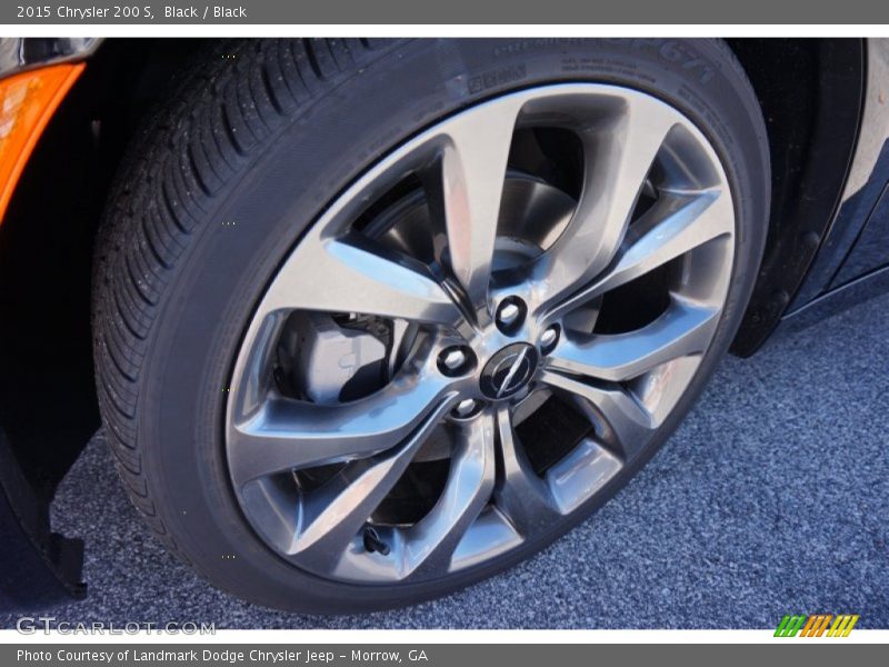 Black / Black 2015 Chrysler 200 S