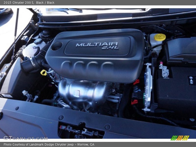 Black / Black 2015 Chrysler 200 S