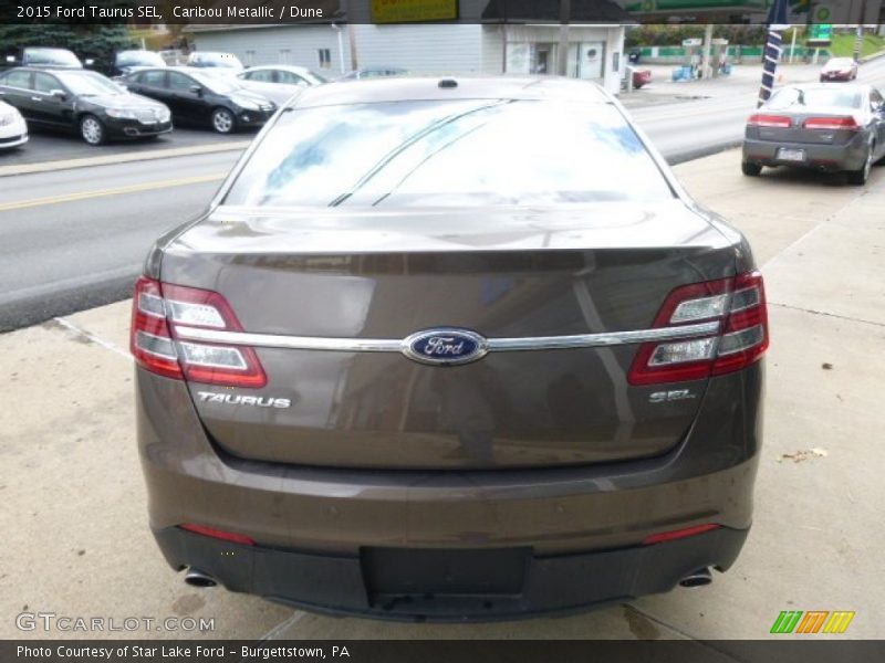 Caribou Metallic / Dune 2015 Ford Taurus SEL